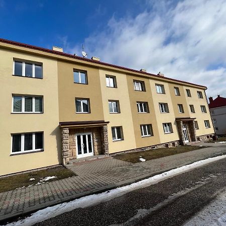 Apartman Md Leilighet Žacléř Eksteriør bilde
